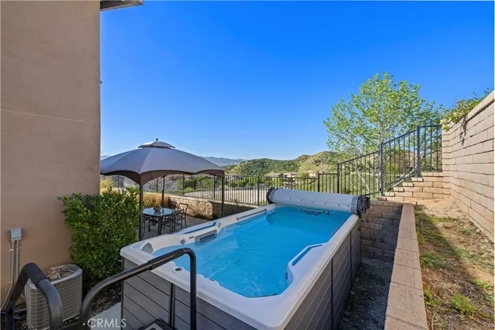 28417 Steel, Valencia, California 91354