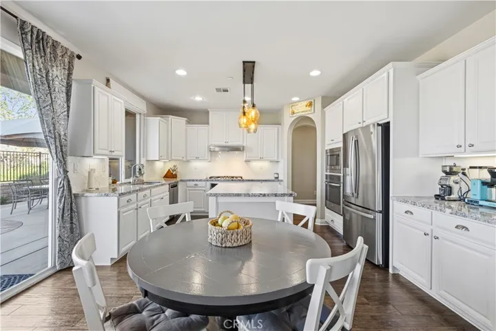 28417 Steel, Valencia, California 91354
