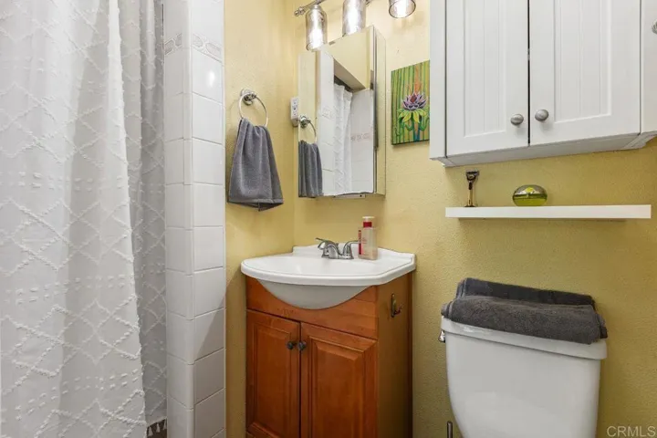 147 W 7th Avenue, Escondido, California 92025