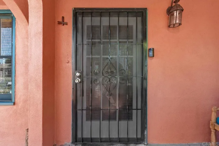 147 W 7th Avenue, Escondido, California 92025