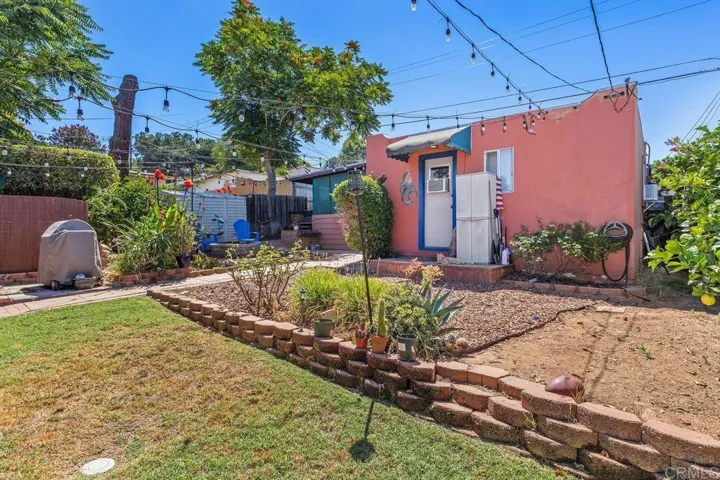 147 W 7th Avenue, Escondido, California 92025