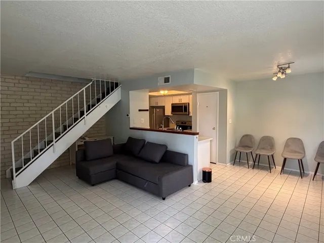 2358 Pepper, La Verne, California 91750