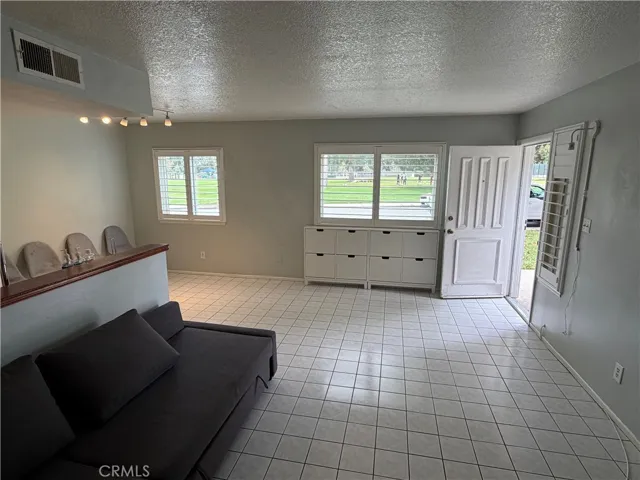 2358 Pepper, La Verne, California 91750