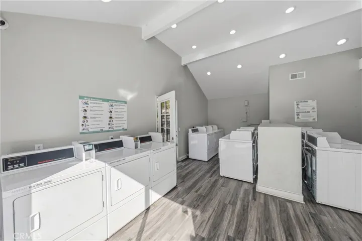 600 Central Avenue 376, Riverside, California 92507