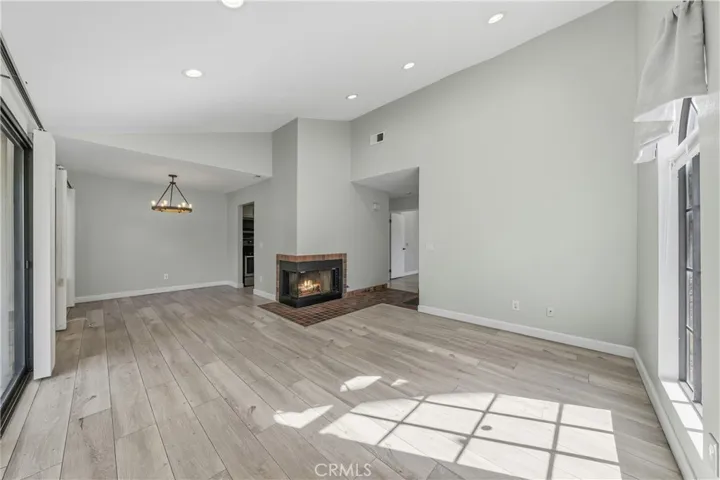 600 Central Avenue 376, Riverside, California 92507