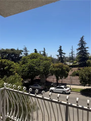 10668 Eastborne, Los Angeles, California 90024