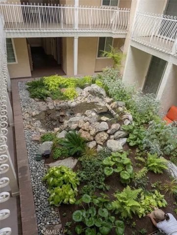10668 Eastborne, Los Angeles, California 90024
