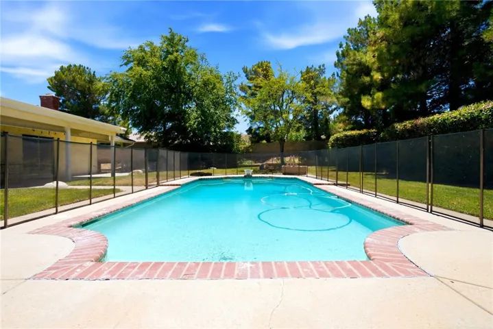 41653 62nd Street W, Palmdale, California 93551