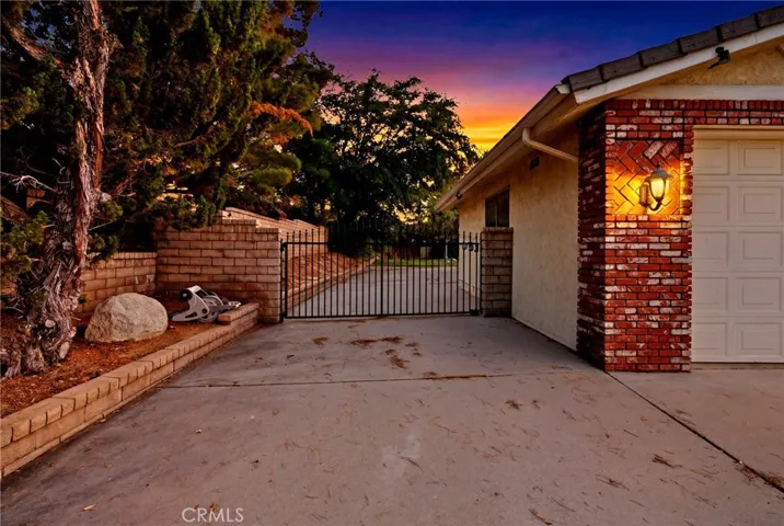 41653 62nd Street W, Palmdale, California 93551