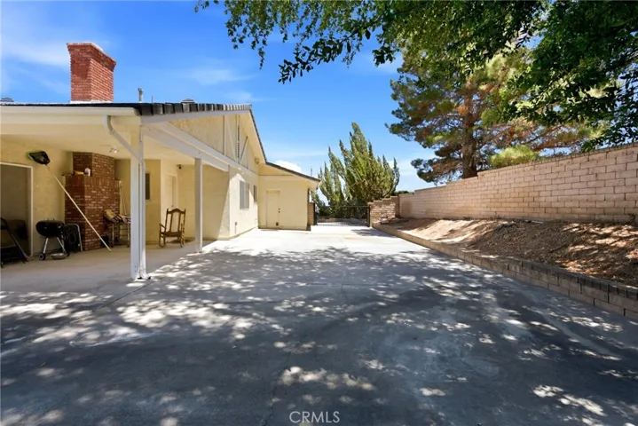 41653 62nd Street W, Palmdale, California 93551