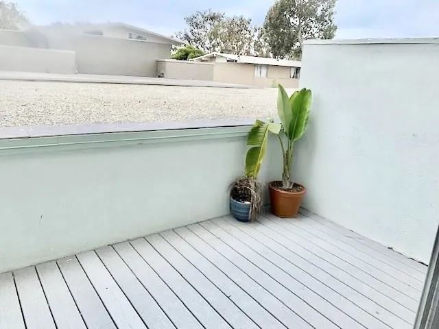 BACK DECK