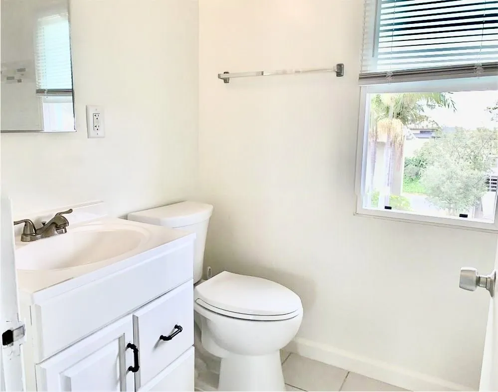 FULL BATHROOM WITH BATH TUB