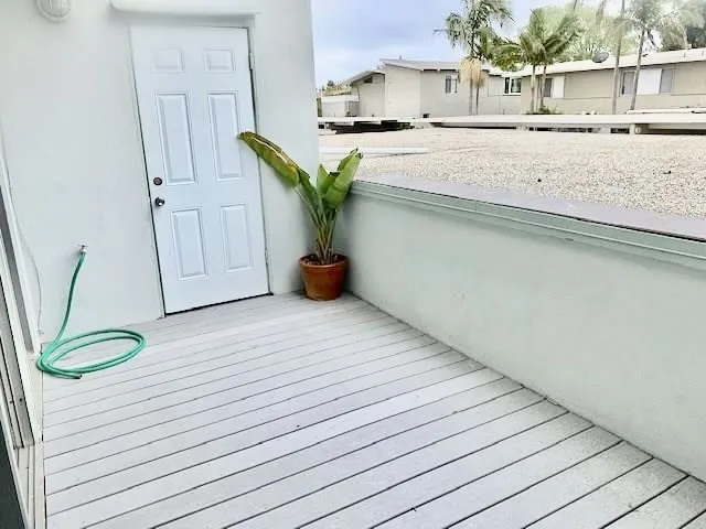 BACK DECK WITH STORAGE