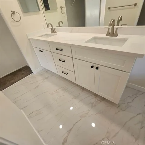 2951 Wimbledon, Corona, California 92879