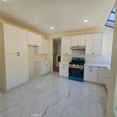 2951 Wimbledon, Corona, California 92879