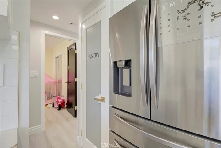8352 Capps, Northridge, California 91324