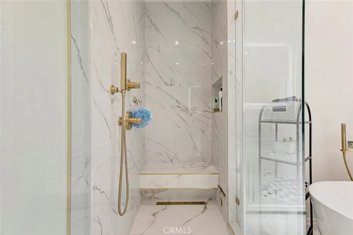 8352 Capps, Northridge, California 91324