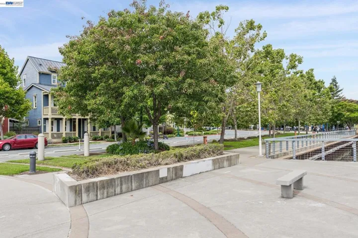 1568 Clement Ave, Alameda, California 94501