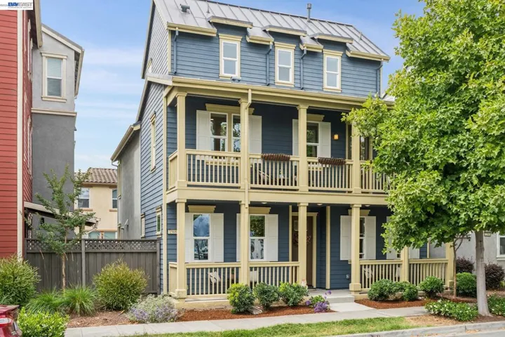 1568 Clement Ave, Alameda, California 94501