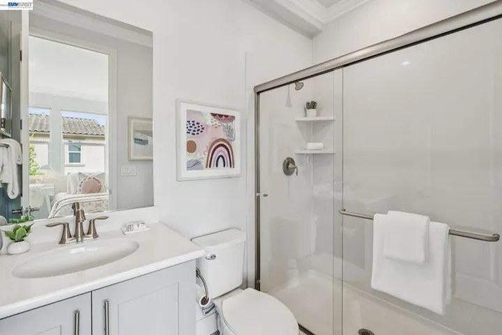 1568 Clement Ave, Alameda, California 94501