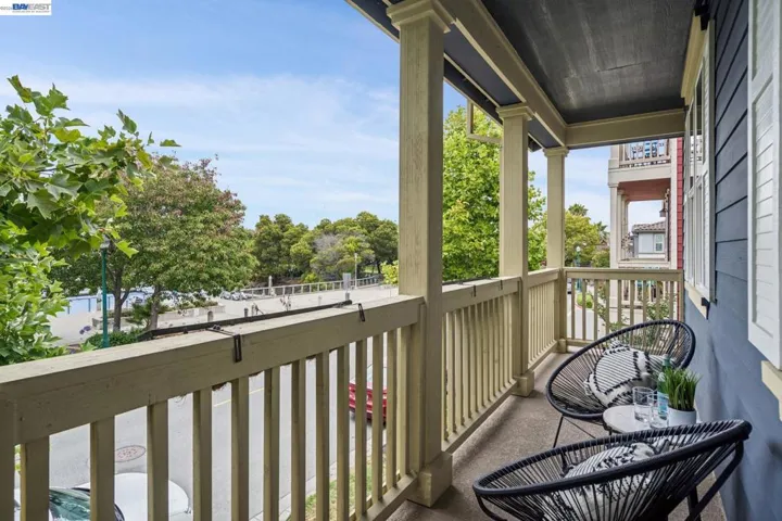 1568 Clement Ave, Alameda, California 94501