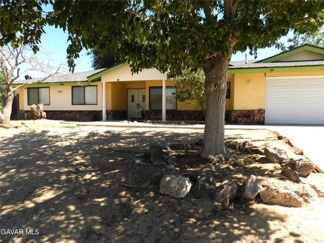 10130 Evelyn, California City, California 93505