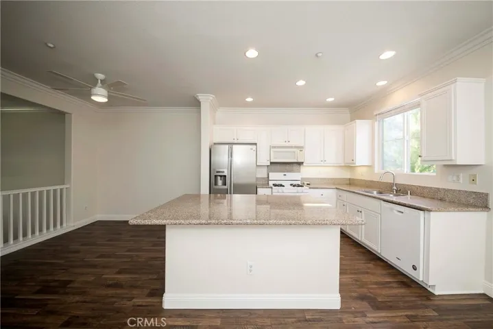 2282 Schlaepfer, Fullerton, California 92833