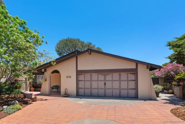 11355 Florindo, San Diego, California 92127