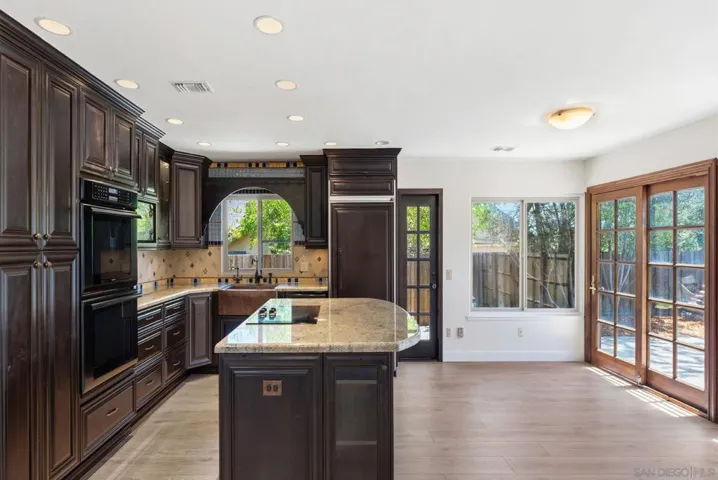 11355 Florindo, San Diego, California 92127