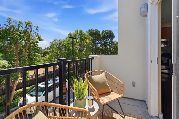 835 S Bayshore Boulevard, San Mateo, California 94401