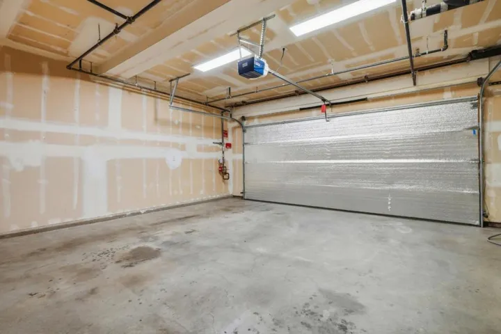 835 S Bayshore Boulevard, San Mateo, California 94401