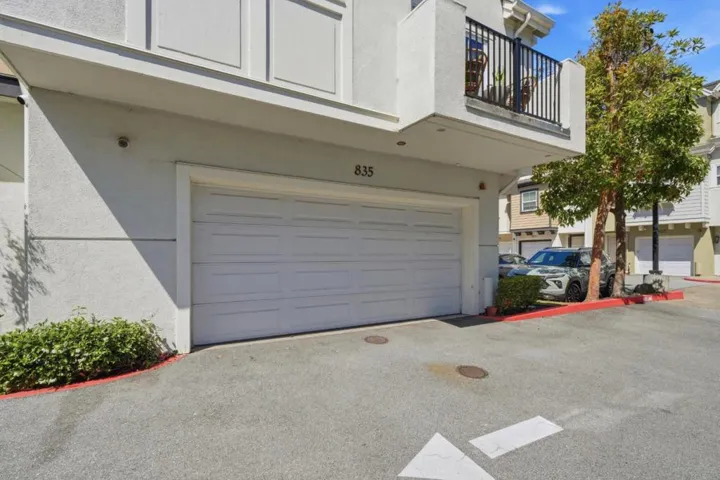 835 S Bayshore Boulevard, San Mateo, California 94401