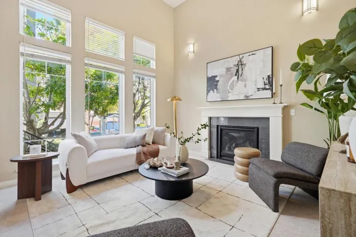 835 S Bayshore Boulevard, San Mateo, California 94401
