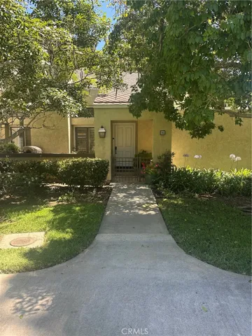96 Smokestone 8, Irvine, California 92614