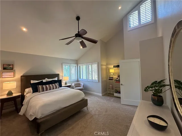 96 Smokestone 8, Irvine, California 92614