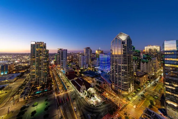 888 W E Street 3006, San Diego, California 92101