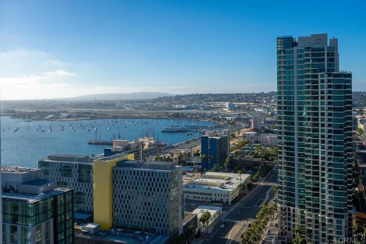 888 W E Street 3006, San Diego, California 92101