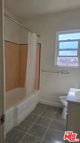 1409 S 12th, Los Angeles, California 90019