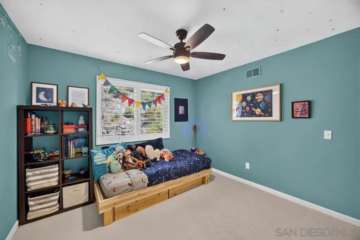 9165 Vista Entrada, Lakeside, California 92040