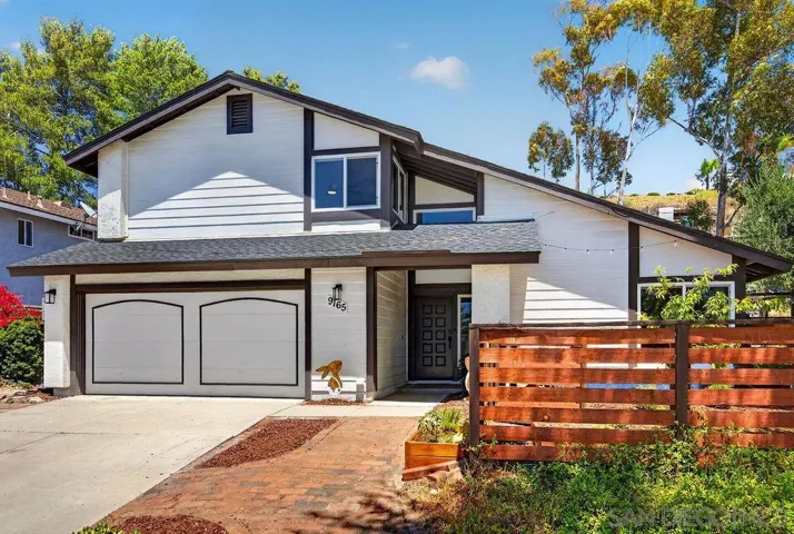 9165 Vista Entrada, Lakeside, California 92040