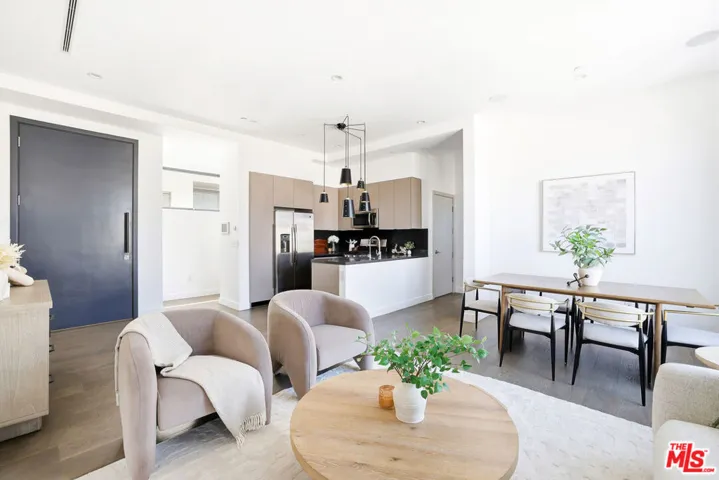 1819 1/2 Veteran Avenue, Los Angeles, California 90025