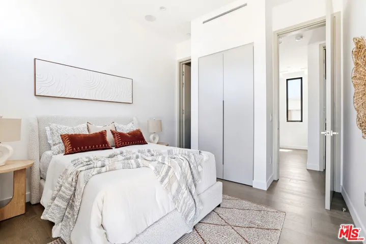 1819 1/2 Veteran Avenue, Los Angeles, California 90025