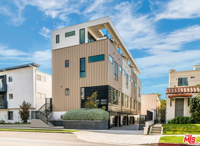 1819 1/2 Veteran Avenue, Los Angeles, California 90025