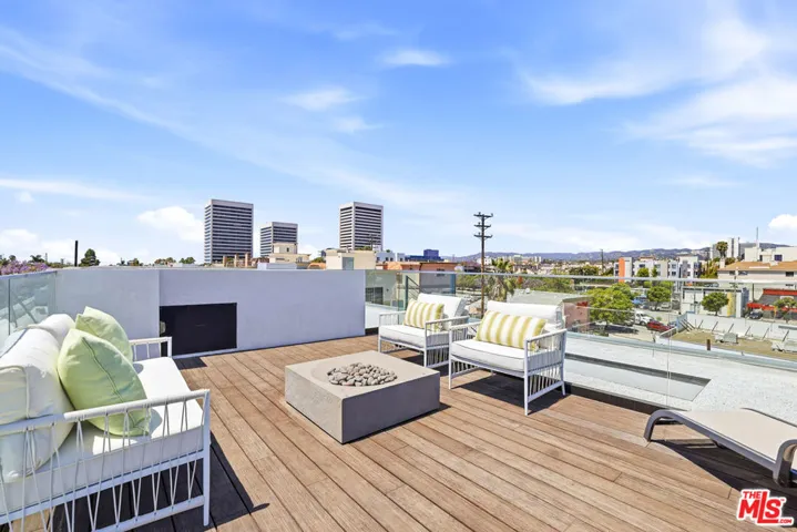 1819 1/2 Veteran Avenue, Los Angeles, California 90025