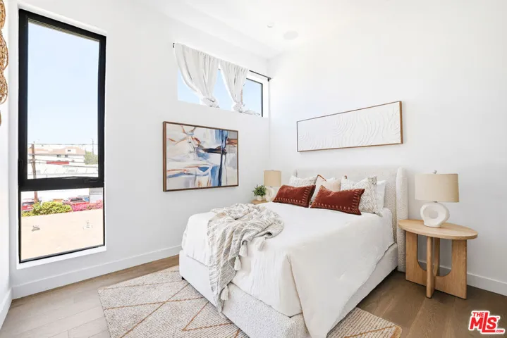 1819 1/2 Veteran Avenue, Los Angeles, California 90025