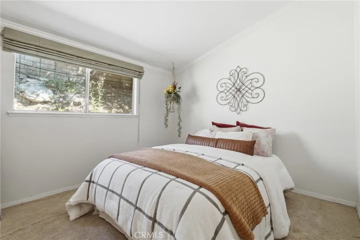 19158 Avenue Of The Oaks C, Newhall, California 91321
