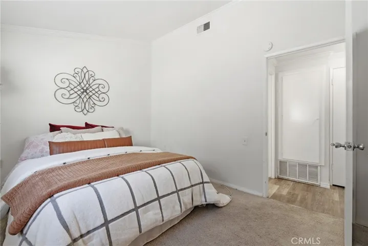 19158 Avenue Of The Oaks C, Newhall, California 91321