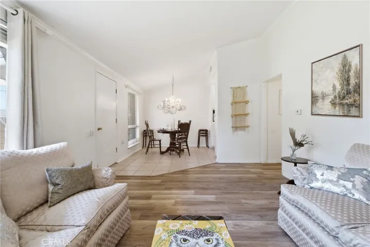 19158 Avenue Of The Oaks C, Newhall, California 91321