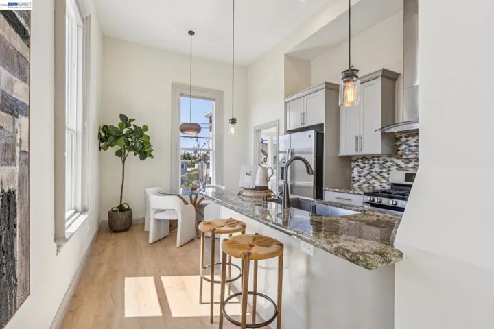 4324 Montgomery St B, Oakland, California 94611