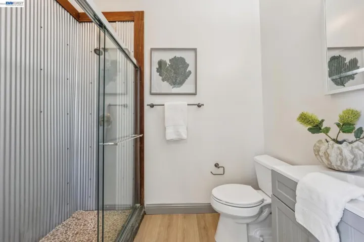 4324 Montgomery St B, Oakland, California 94611